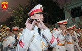 Đoàn nghi lễ Công an nhân dân biểu diễn chào mừng Kỷ niệm 75 năm ngày thành lập Quân đội nhân dân Việt Nam